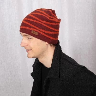 Beanies - SĂ€tila Abisko Lambswool Beanie (red) - Image 4